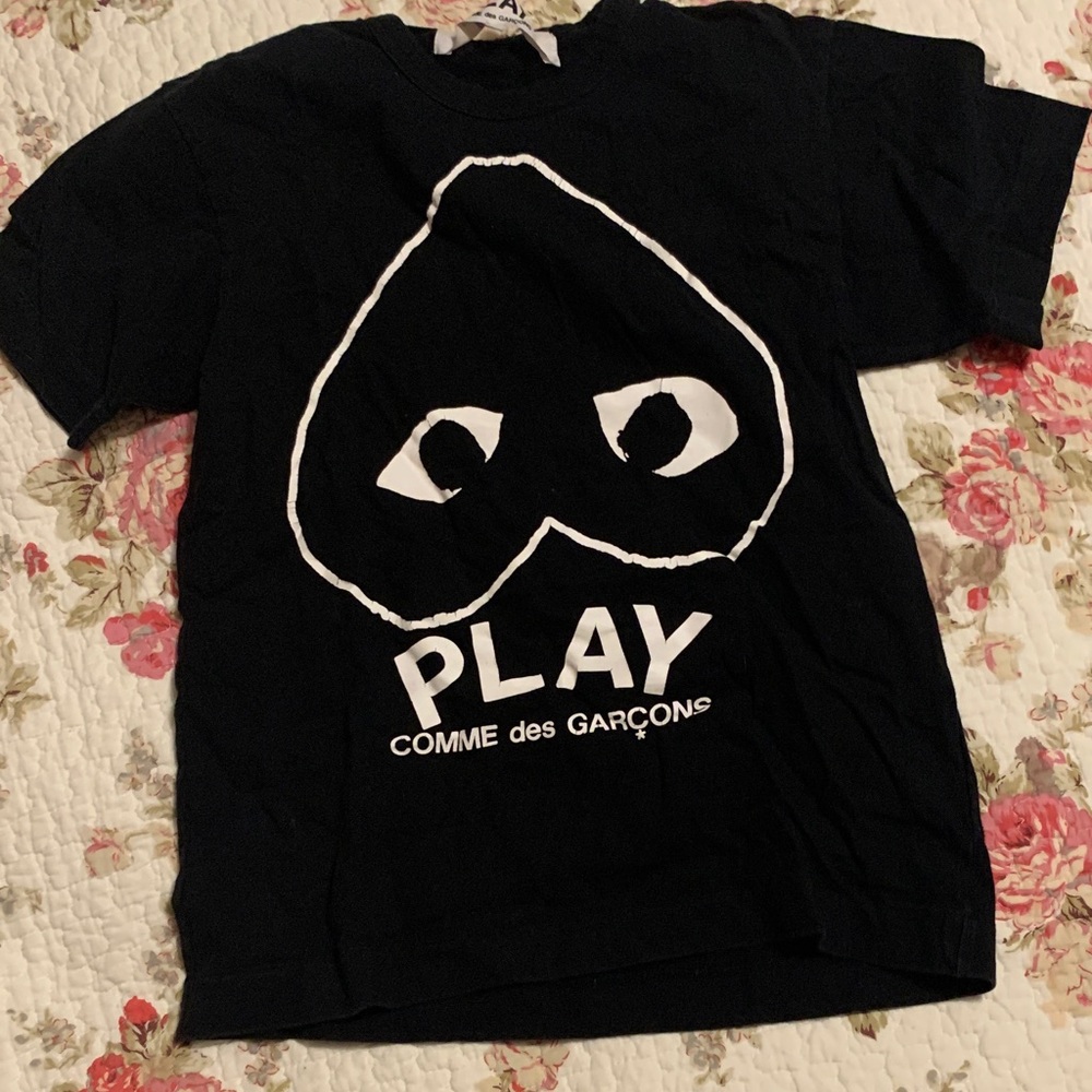 Comme des Garçons PLAY Black Short Sleeve Tee with White Heart Logo